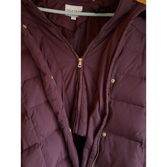 Cole Haan Signature Womens Long Puffer Coat L Burgundy Hooded Down Fill Winter W - Picture 7 of 12